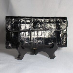 Women's Black Faux Leather Tri-fold Wallet